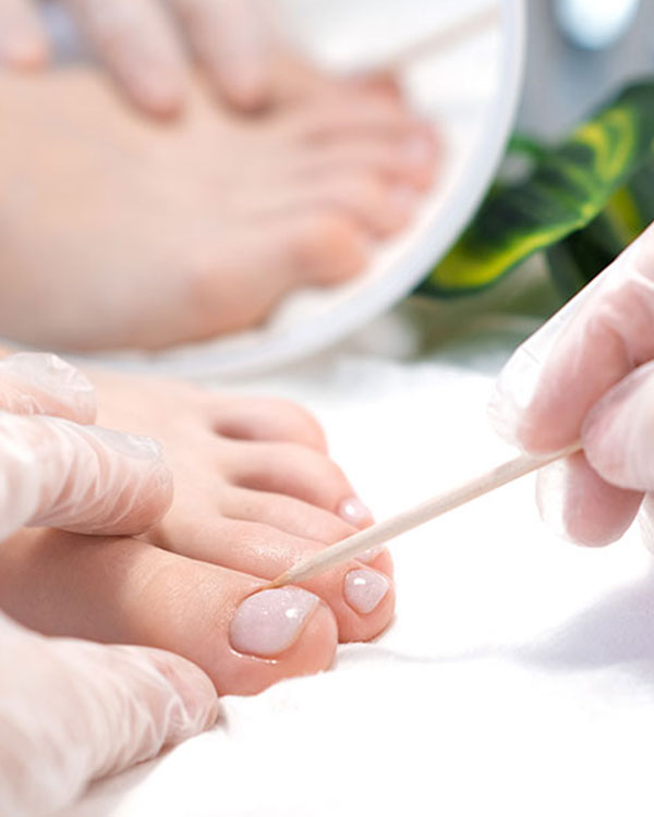 470 854 6332 PRIME NAIL LOUNGE pedi